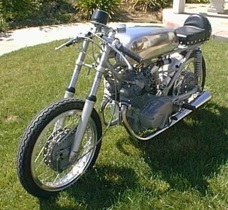 1965-team-yoshimura-factory-racer-big-2